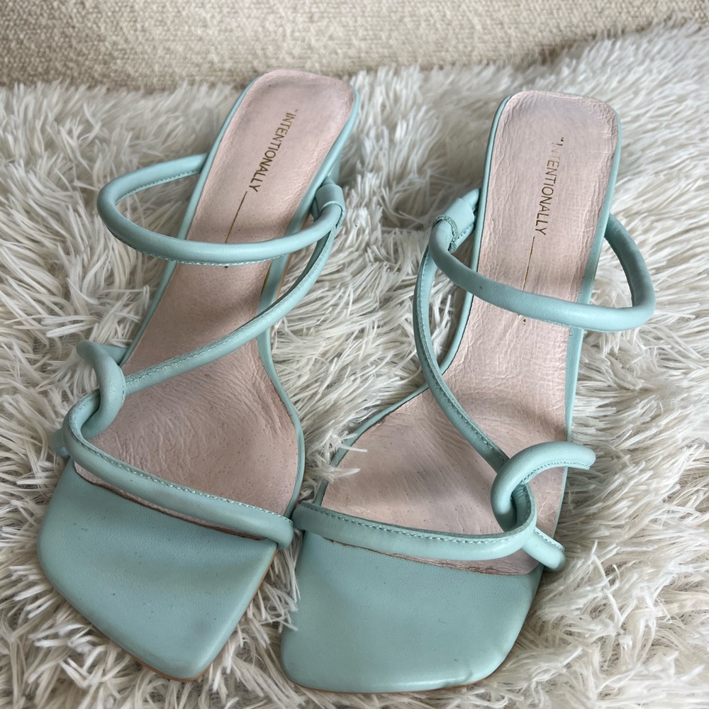 Intentionally Blank Willow Sandals